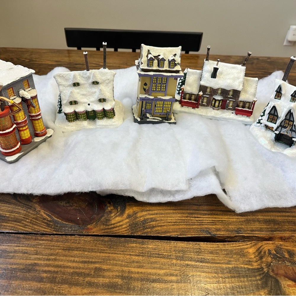 Harry Potter Village Holiday Decor Set